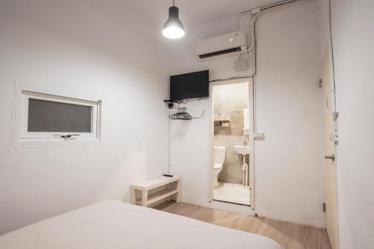 Ruifang Yi Hostel New Taipei City Exteriér fotografie